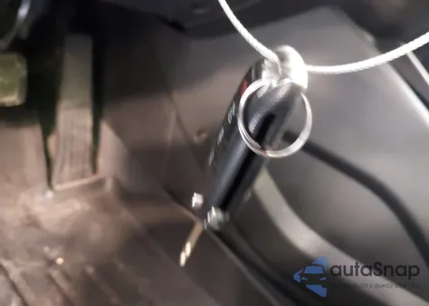 2018 Kia Forte Lx z USA, uszkodzony, nr VIN 3KPFL4A79JE263858